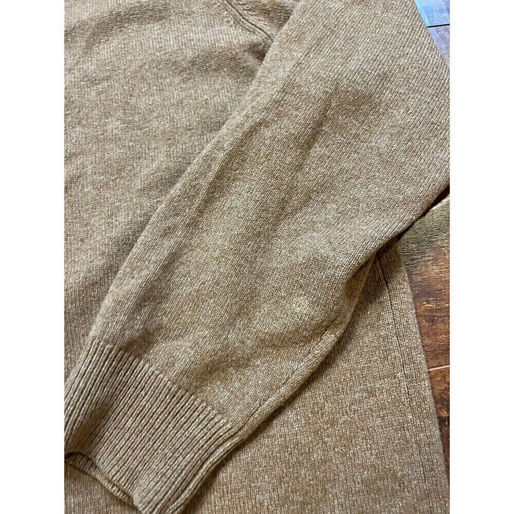 LL Bean Mens 100% Lambswool V-Neck Sweater Size Large - Picture 6 of 6